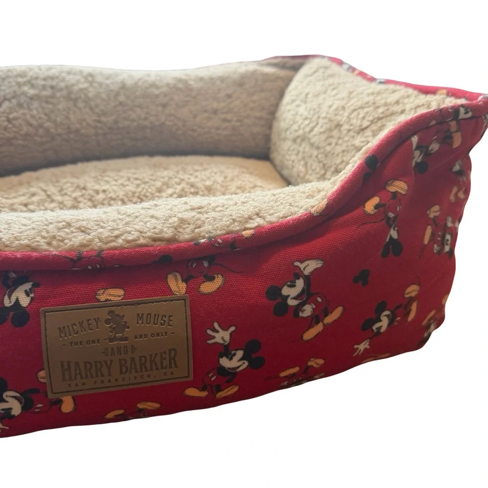 Harry Barker Tossed Cuddler Mickey Mouse Pet Bed